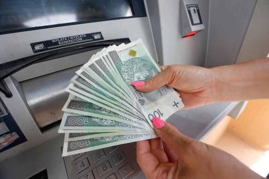 Наличные в банкомате по всей Польше ! Cash-in and Cash-out